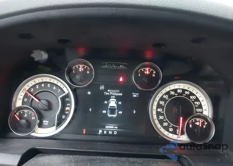 2015 Ram 1500 Big Horn из США, поврежденный, VIN 1C6RR7LT8FS787523